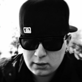 logolaman