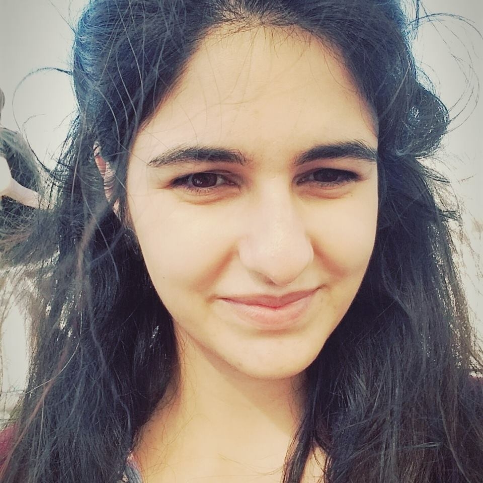 büşra k